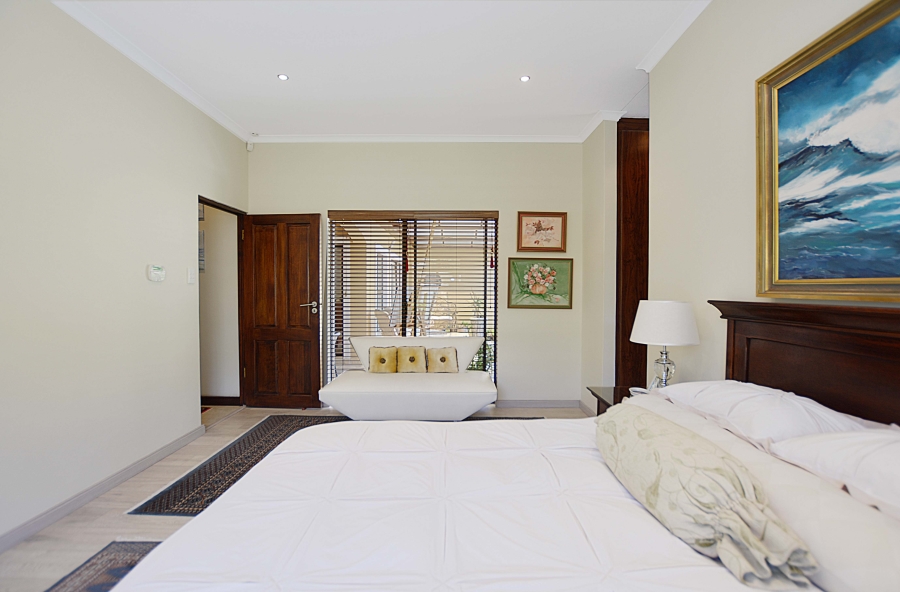 5 Bedroom Property for Sale in Parklands Western Cape